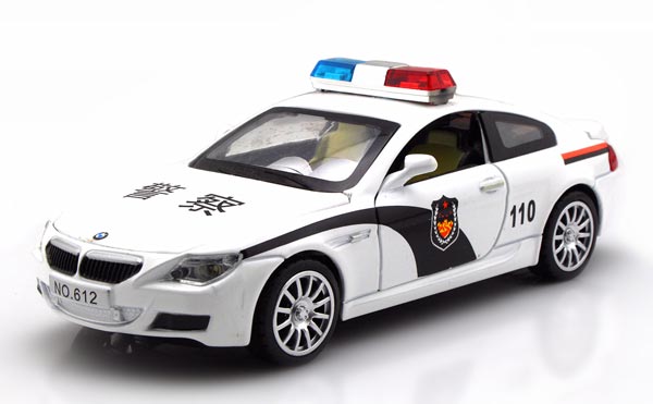 1:32 Scale White Kids Diecast BMW M6 Police Car Toy