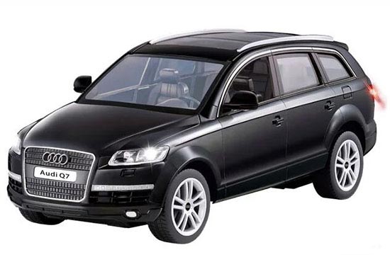 1:14 Scale Black / Red Kids Rechargeable R/C Audi Q7 Car Toy