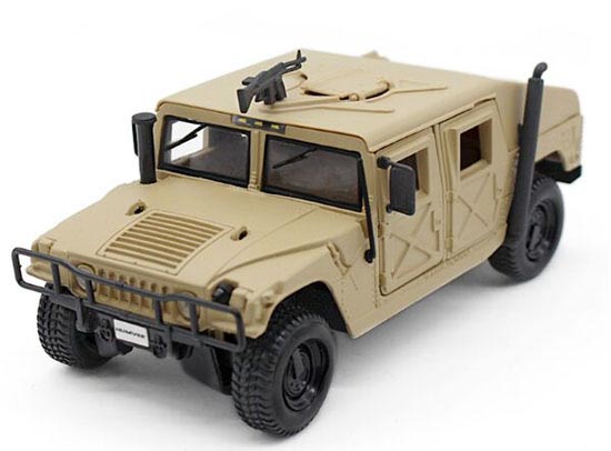 Creamy White 1:27 Scale MaiSto Diecast Military Hummer Model