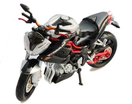 Black 1:12 MaiSto Benelli Tornado Naked Tre Titanium Motorcycle