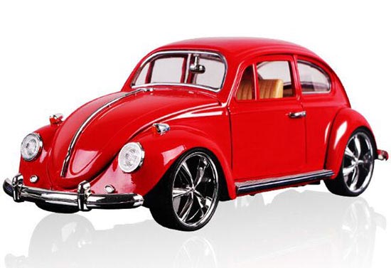 Red / Black / Silver 1:18 Scale Diecast Vintage VW Beetle Model