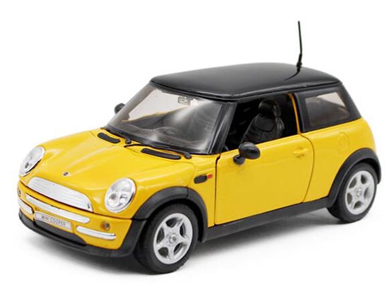 Red / Yellow 1:24 Scale Welly Diecast MINI Cooper Model