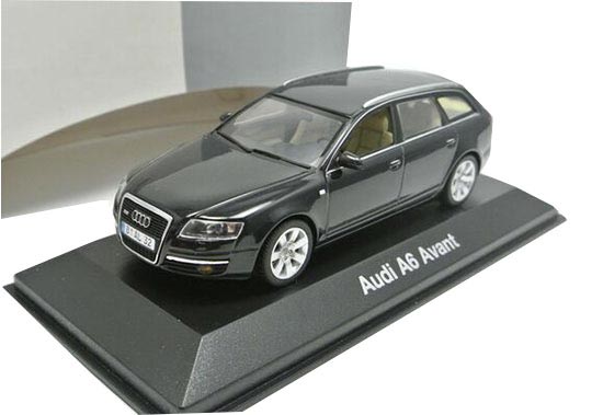 Silver / Black 1:43 Scale Minichamps Diecast Audi A6 Avant