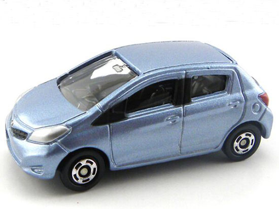 Blue / Green 1:64 Scale Kids NO.104 Diecast Toyota Vitz Toy