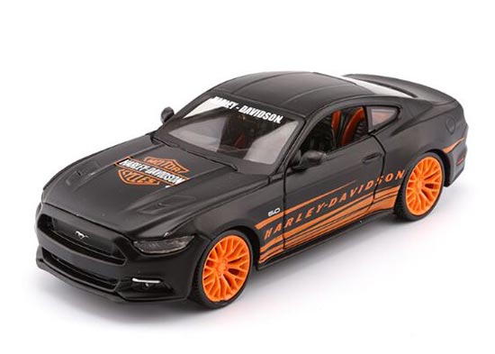 1:24 Black-Orange Maisto Diecast 2015 Ford Mustang GT Model