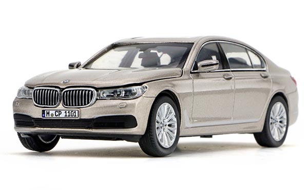 Silver / Black / Blue 1:43 Scale Diecast BMW 7 Series Model