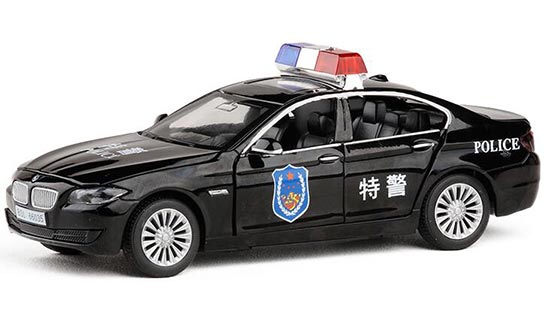 1:32 Scale Black / White Police Diecast BMW 535i Toy