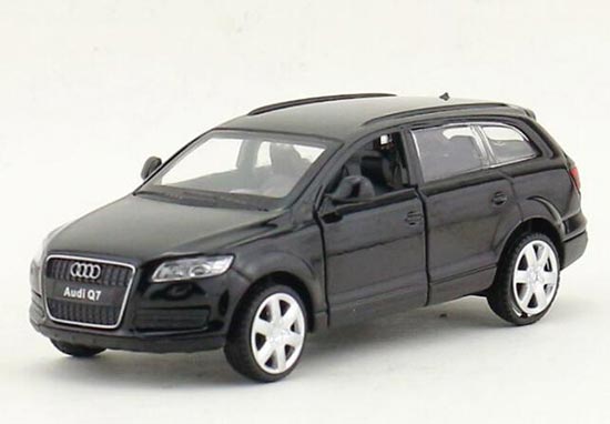 White / Black 1:43 Scale Kids Diecast Audi Q7 SUV Toy