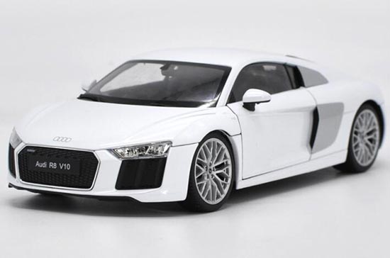 White 1:18 Scale Welly Diecast 2016 Audi R8 V10 Model