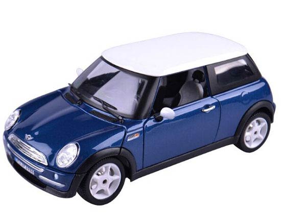 Bburago Blue / Red 1:24 Scale Diecast Mini Cooper Model