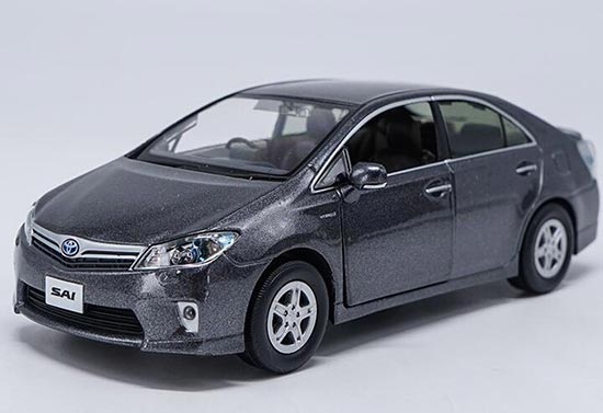1:30 Scale Gray Diecast Toyota Sai Model