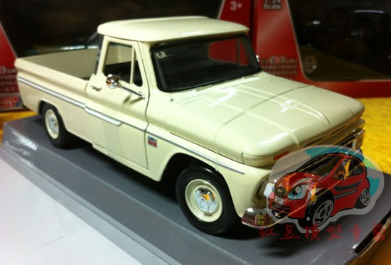 1:24 Creamy White Diecast Chevrolet C10 Fleetside Pickup Toy