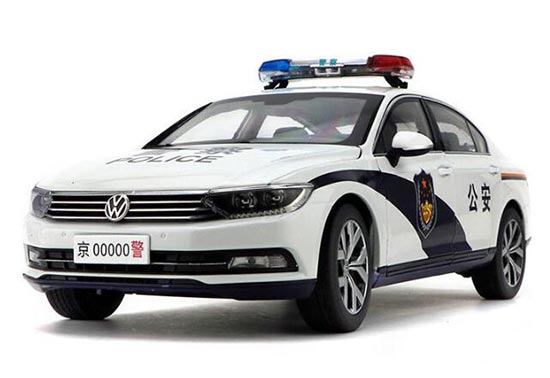 1:18 Scale White Police Diecast VW New Magotan Model