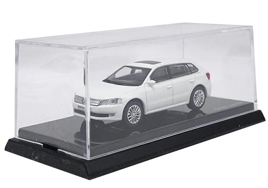 1:64 Scale White Diecast VW Gran Lavida Model
