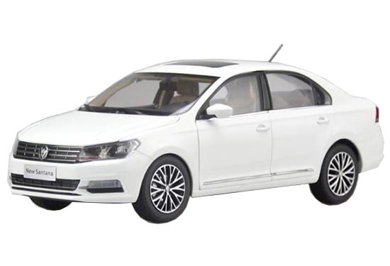 Golden / White 1:18 Scale 2017 Diecast VW New Santana Model